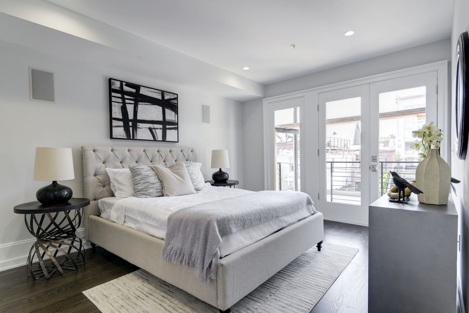 The Basics of Staging Your Master Bedroom